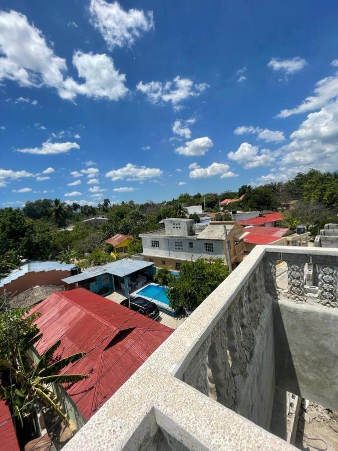 Lago Enriquillo Resort Cerro Al Medio Exterior photo